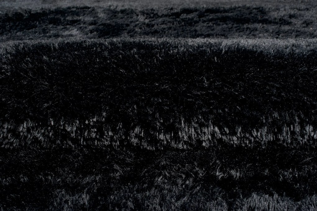 TA Koberec BLACK BLACK SILK Čierny Obdĺžnikový Rozmer: 80x150 cm
