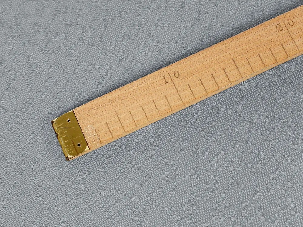 Biante Teflónový obdĺžnikový obrus TF-086 Ornamenty na sivom 140x180 cm