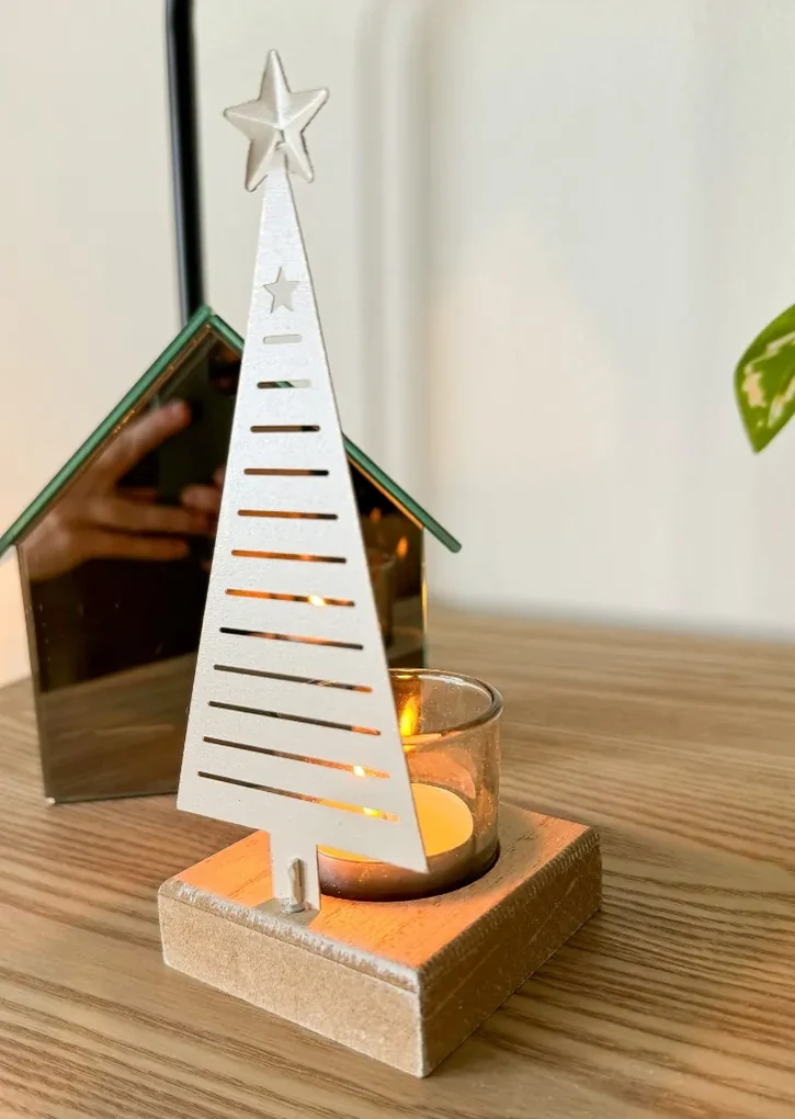 Vianočný kovový svietnik CHRISTMAS TREE 18 cm zlatý