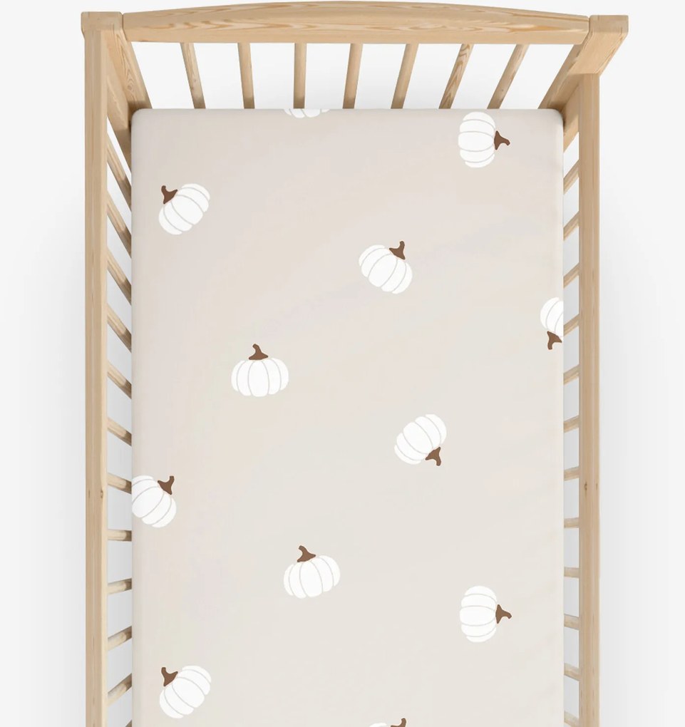 Goldea bavlnená napínacia plachta do detské postieľky - tekvice na krémovom 70 x 140 cm