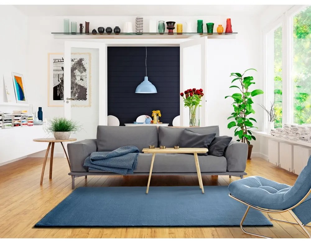 Modrý koberec Universal Berna Liso, 80 x 150 cm