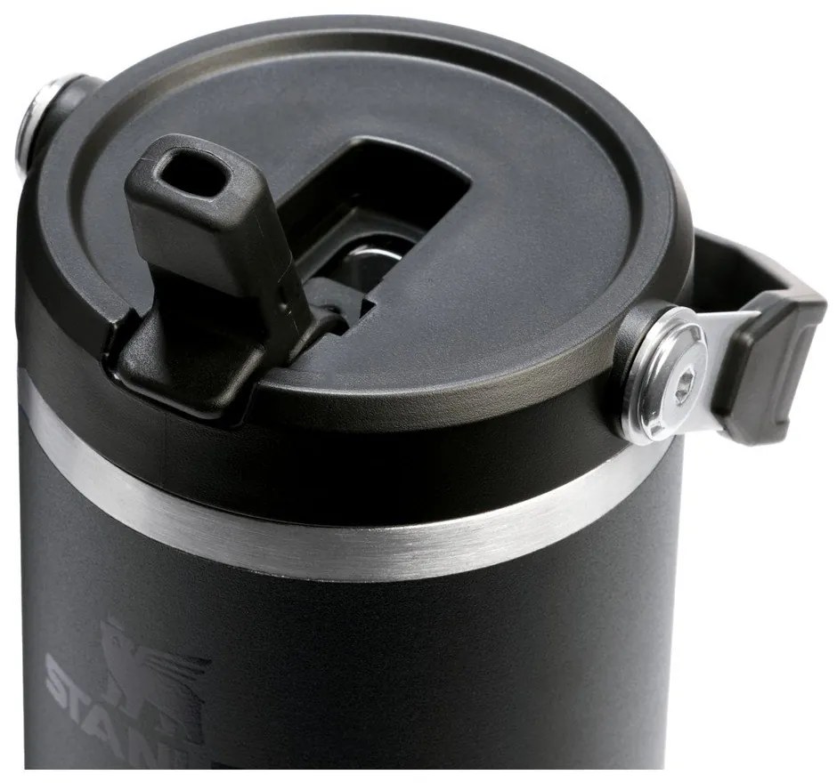 Čierna termoska z nehrdzavejúcej ocele 890 ml IceFlow™ Flip Straw 2.0 Tumbler Black – Stanley