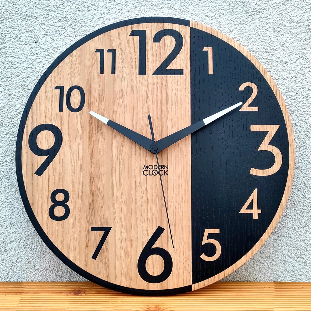 Drevené nástenné hodiny Alfred 33 cm dub prírodný/čierny