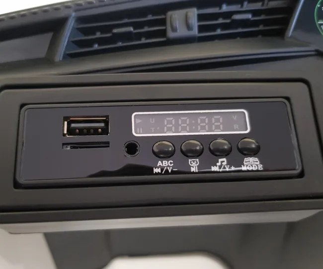 Elektrické autíčko Audi E-Tron Sportback biele