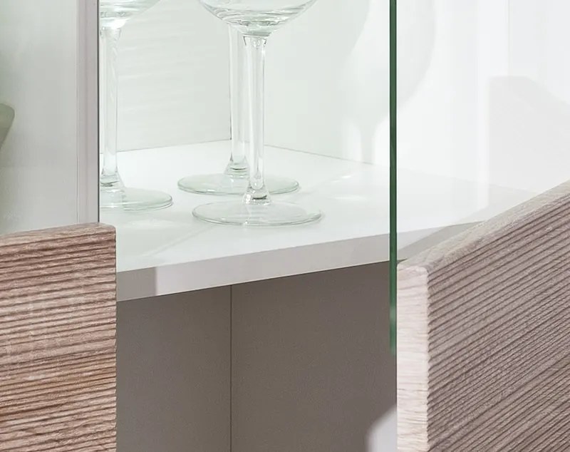 Široká vitrína Caracas typ 22, dub/biely lesk, s osvetlením