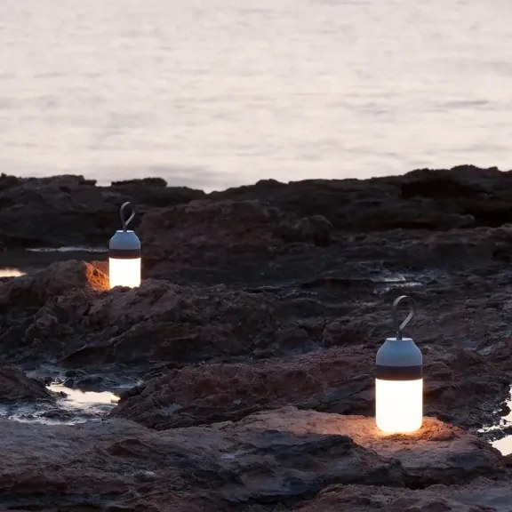 LED stojaca lampa Maya Svetlá sivé