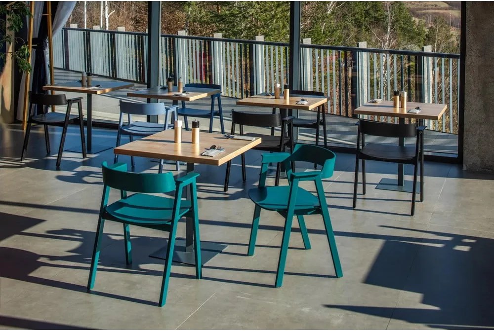 Jedálenská stolička s podrúčkami z dubového dreva v petrolejovej farbe Flip – Gazzda