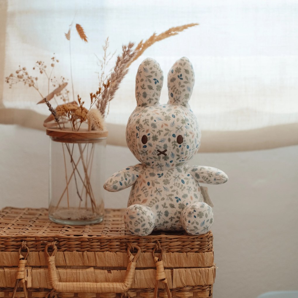 Králiček Miffy textilny Lucky Leaves 20 cm