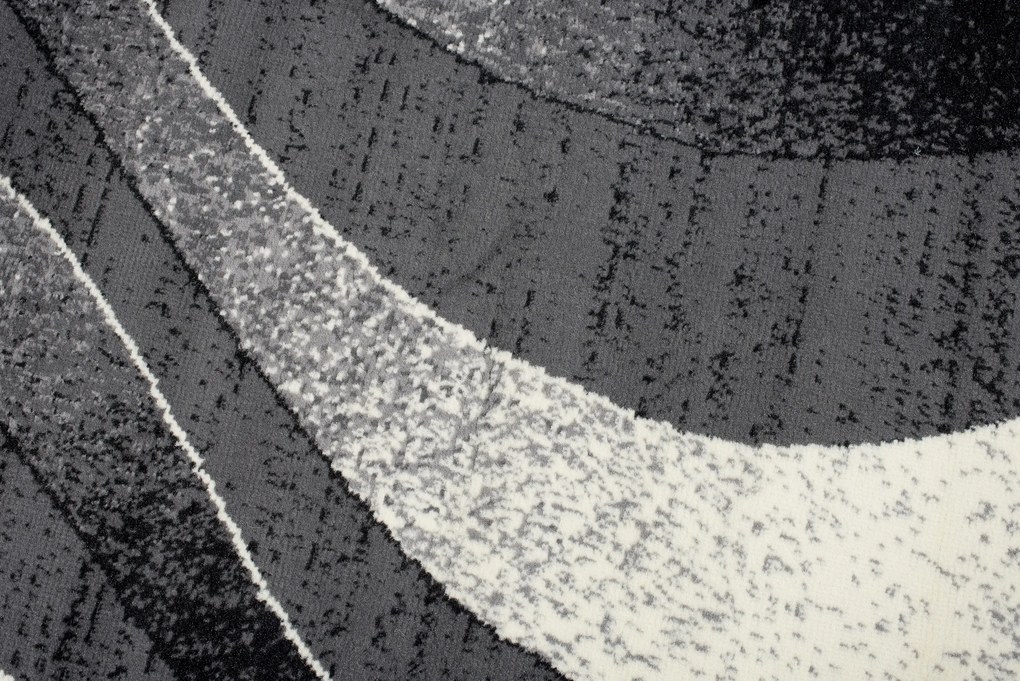 TA Koberec K857A TMAVO SIVÁ LACNÁ PP CRM Rozmer: 100x250 cm