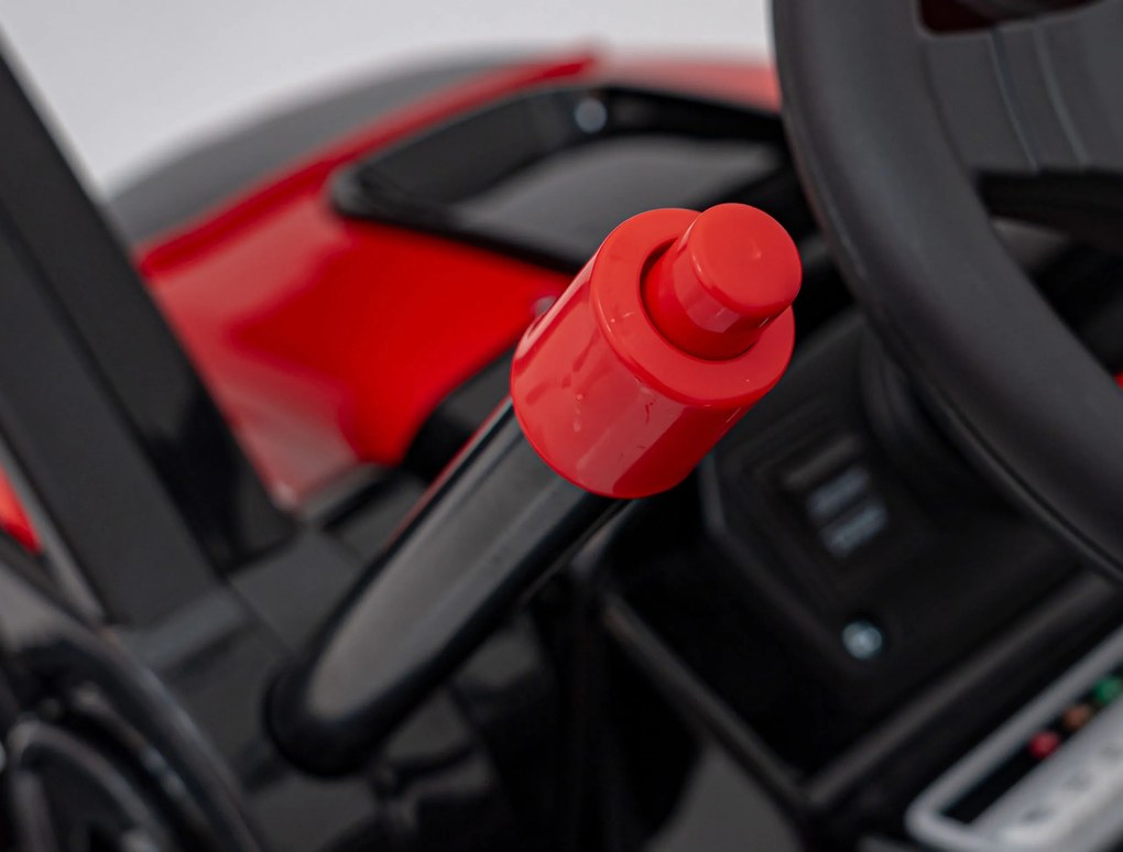 Červený detský elektrický traktorový bager 12V s diaľkovým ovládaním, pohyblivým ramenom a FM rádiom