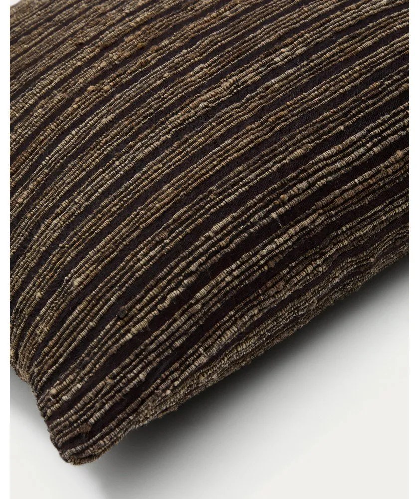 Hodvábna obliečka na vankúš 45x45 cm Anir – Kave Home