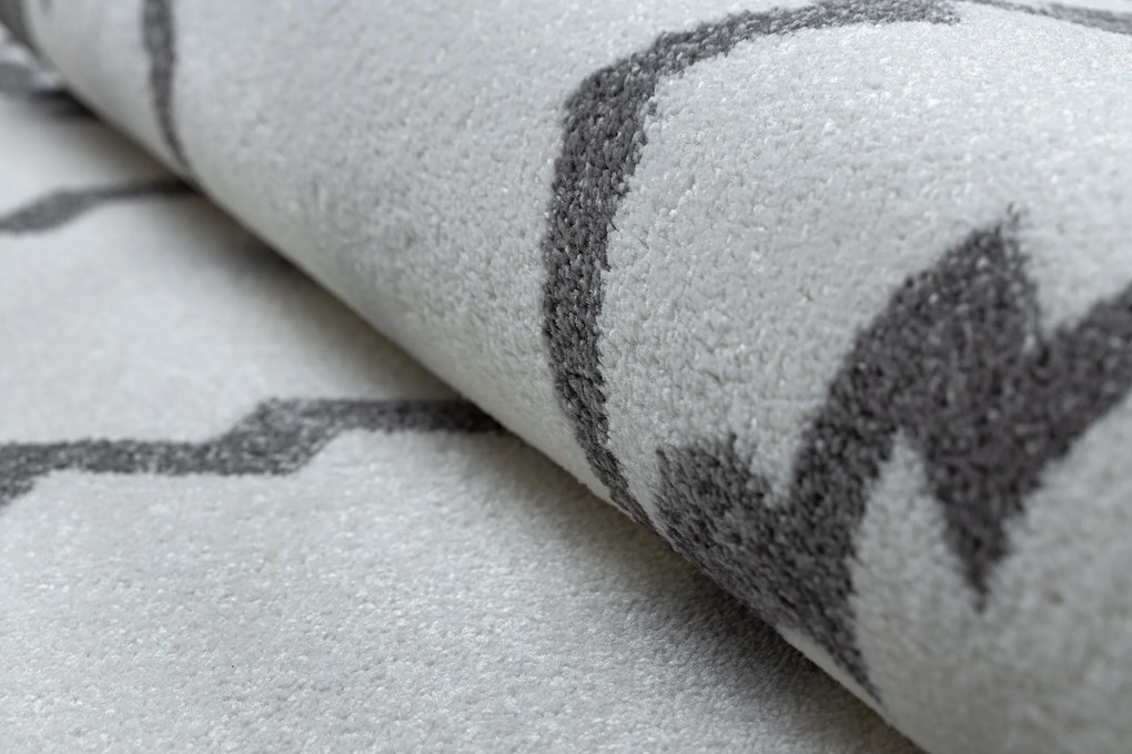 Koberec SKETCH - F343 Marocká mreža, krémovo - sivý