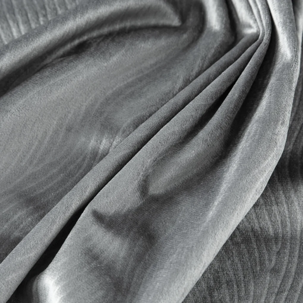 ZATEMŇOVACÍ ZÁVES NA KRÚŽKOCH LILI 140X250 CM SIVÁ