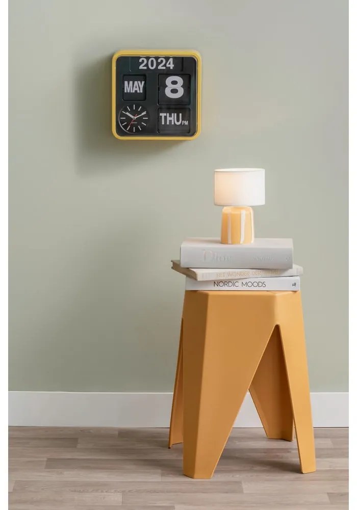 Plastová stolička v horčicovej farbe Cherish – Leitmotiv