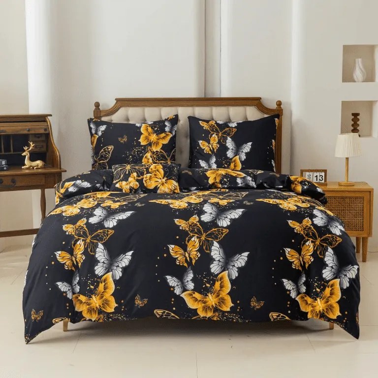Obliečky z mikrovlákna GOLD BUTTERFLY čierne Rozmer obliečky: 2 ks 70 x 90 cm | 200 x 220 cm
