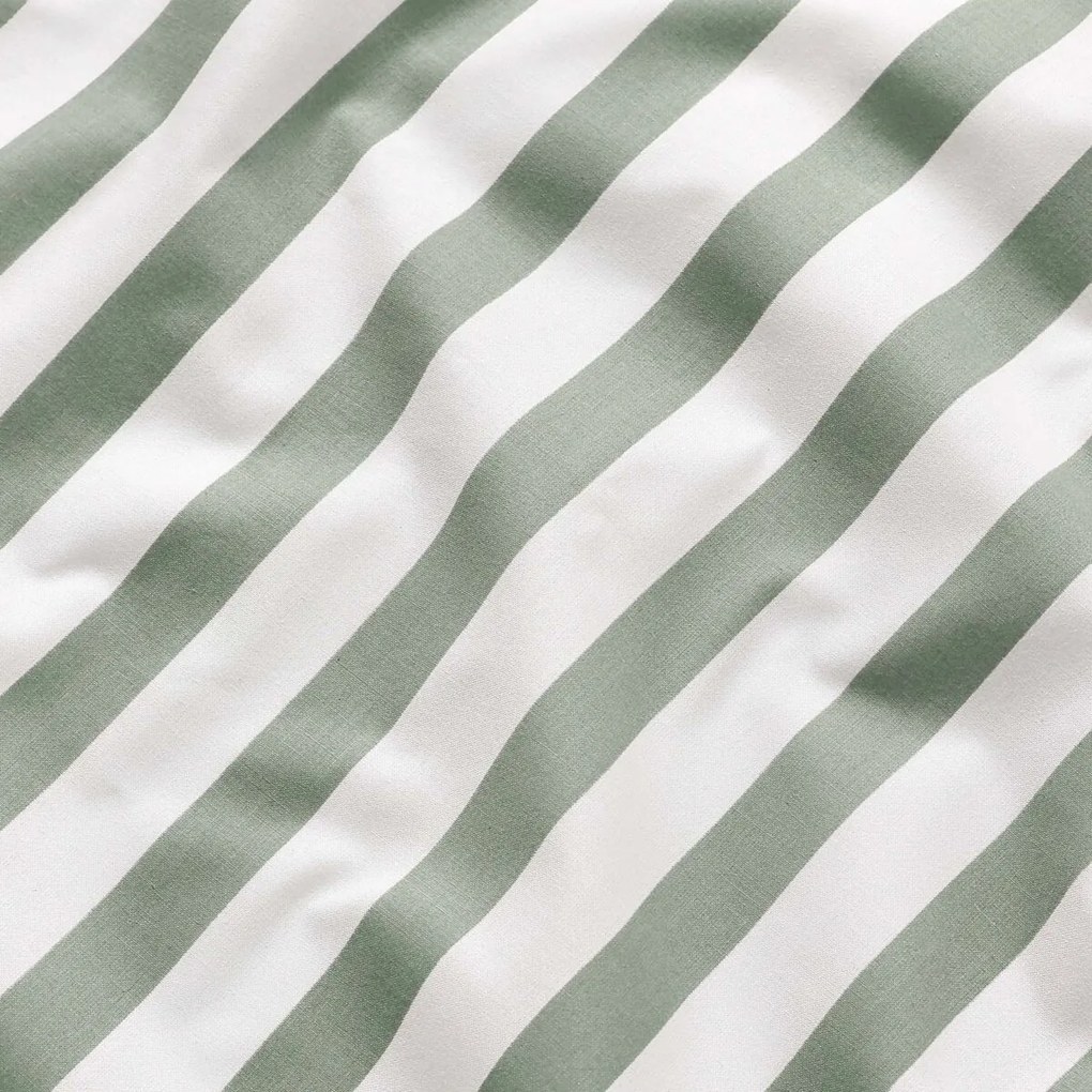 Goldea bavlnené posteľné obliečky - srdiečka na šalviovo zelenom s prúžkami 150 x 200 a 50 x 60 cm