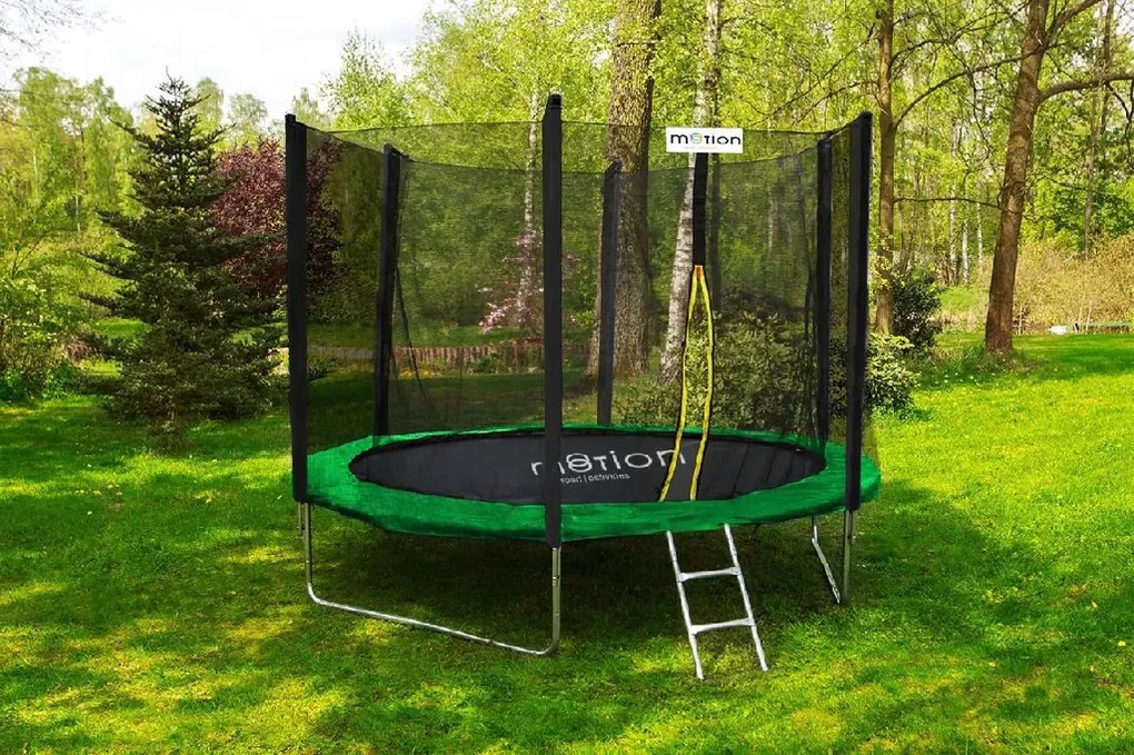 JU Trampolína 8 ft s rebríkom a vonkajšou sieťou, čierna
