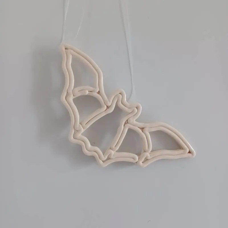 DECOLED Netopýr, 30 cm, bílá