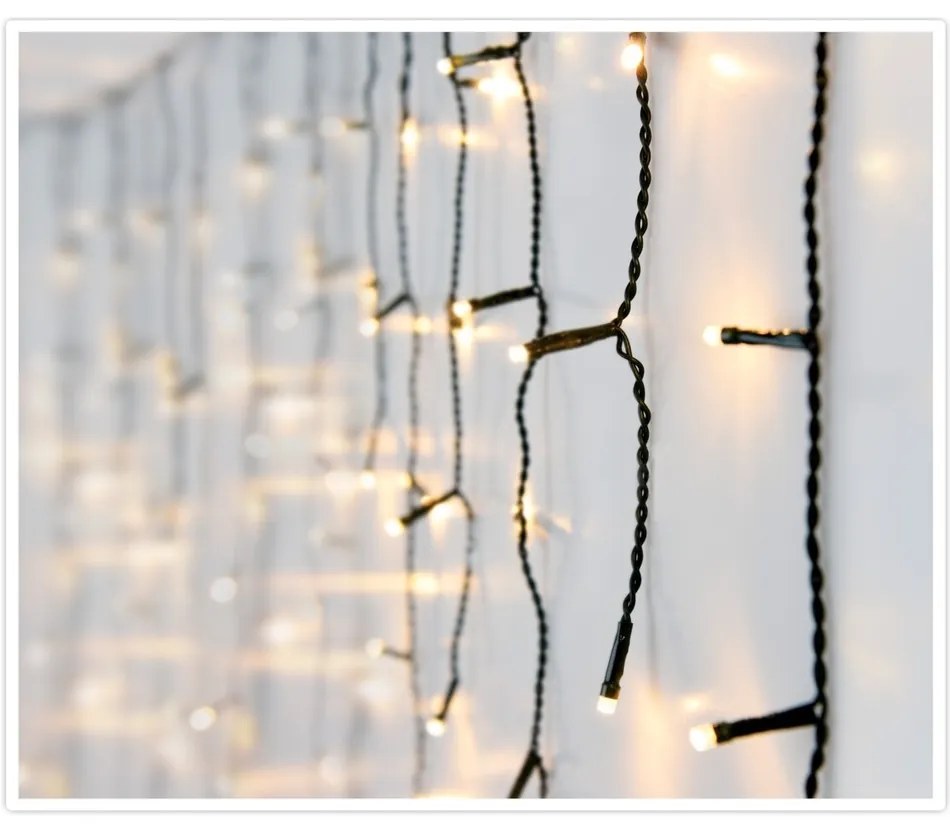 Svetelná vianočná reťaz Icicle teplá biela, 180 LED, 6 m