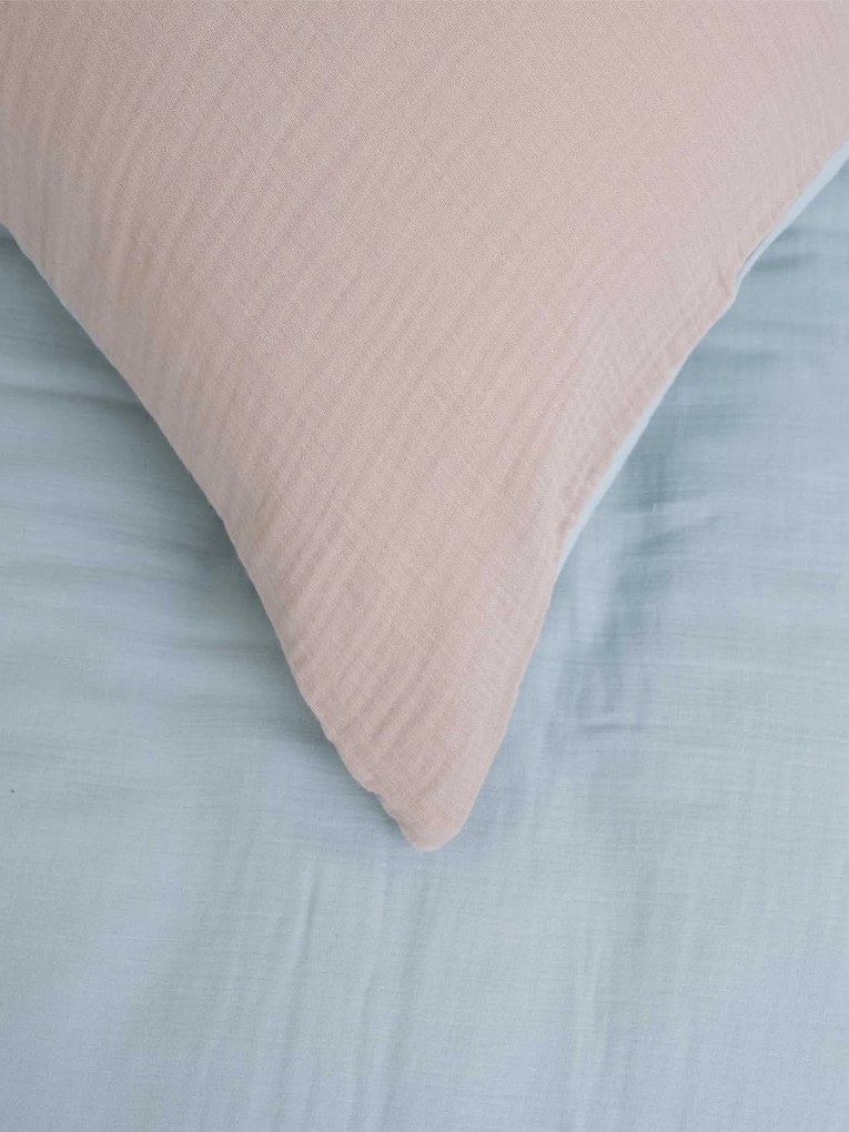 Mušelínová obliečka na vankúšik 40 × 40 cm Alexia Duo - mätová/cappuccino