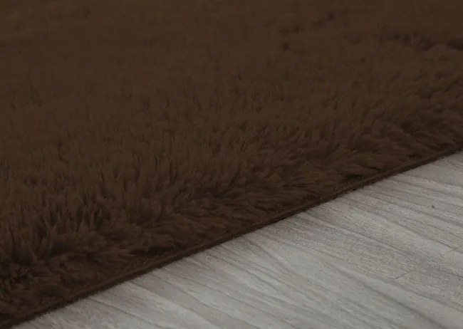 Protišmykový koberec SHAGGY tmavohnedý