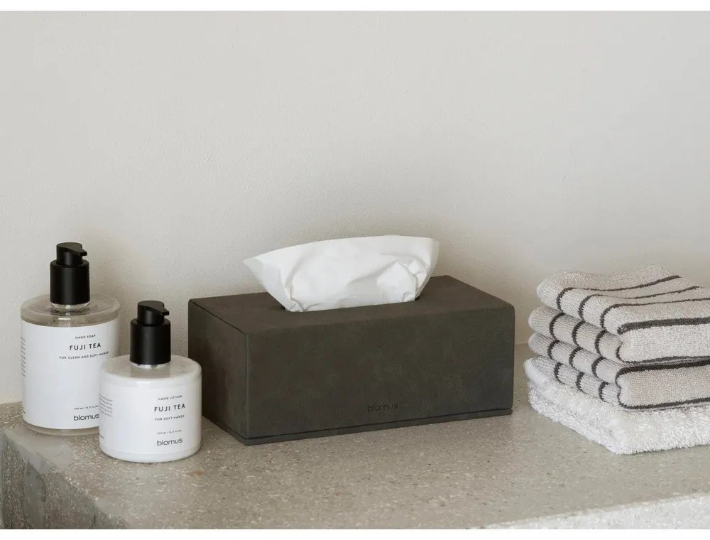 Box na vreckovky z umelej kože Sahla – Blomus