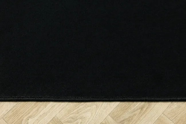 Koberec Carrera 78 čierny