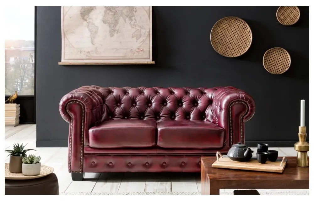 furniture-nabytek.cz - Masívna sedačka Chesterfield z pravej kože, červená