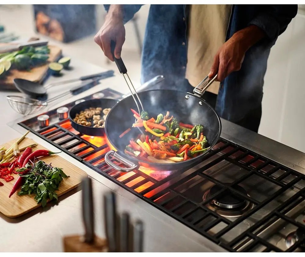 Wok panvica s keramickým povrchom ø 32 cm Space – Joseph Joseph