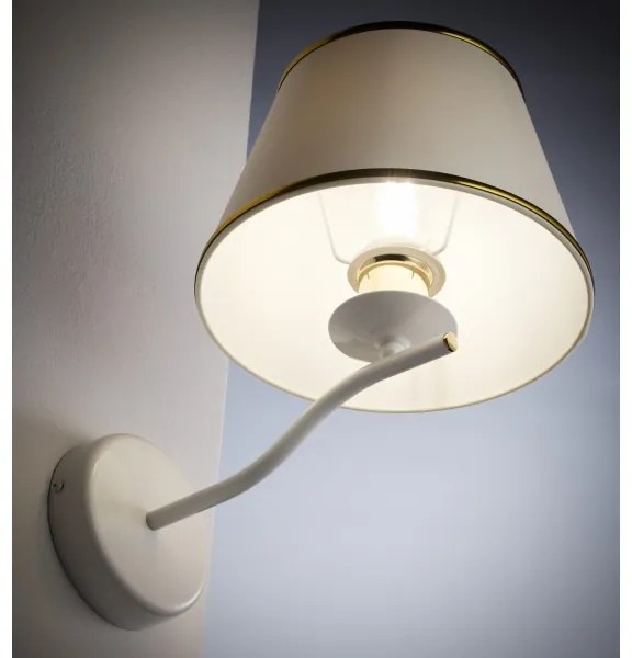 Jupiter 2086 - Nástenné svietidlo SAMBA 1xE27/15W/230V biela/zlatá