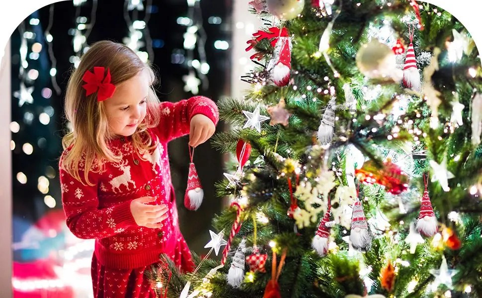 Vianočná závesná ozdoba na stromček - škriatok - 16 cm - šedý / červený