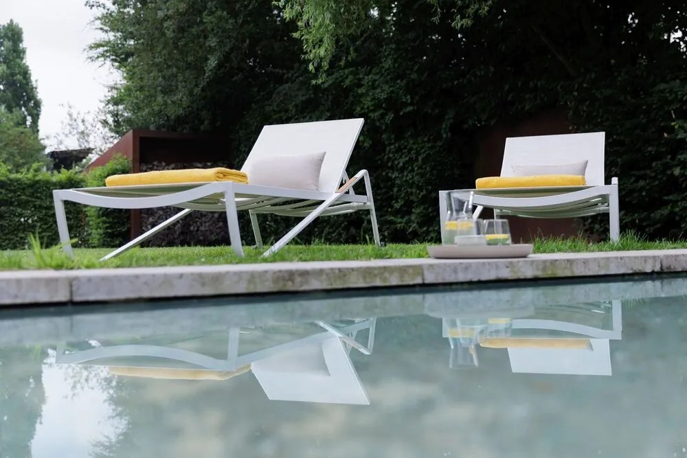 KETTLER DIAMOND hliníkové ležadlo s teakovými opierkami