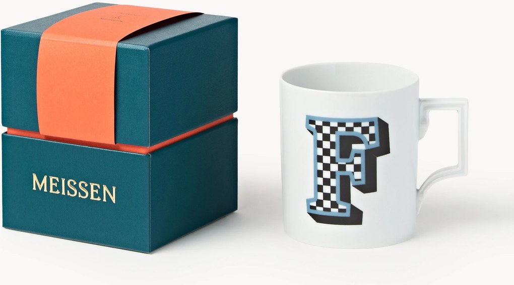 Westwing x MEISSEN, Ručne vyrobený hrnček's iniciálami a ozdobným motívom