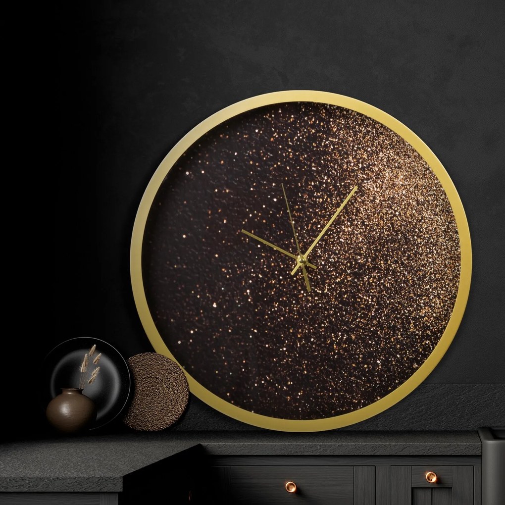 Dekoračné nástenné hodiny v modernom štýle, zdobené zlatými trblietkami