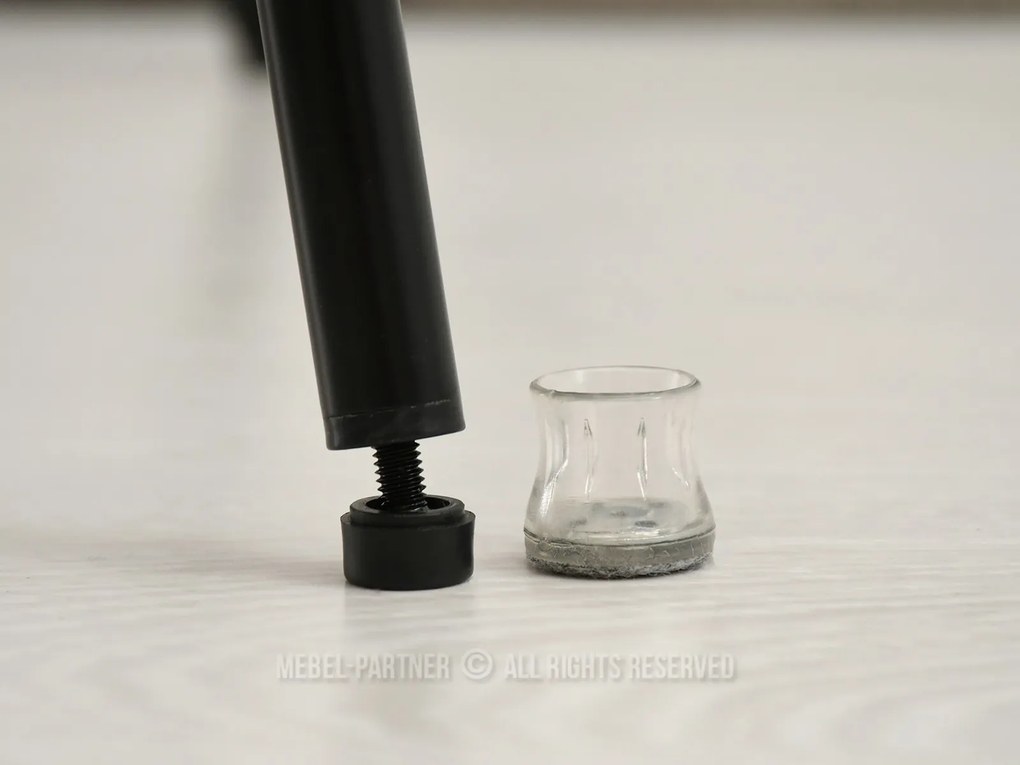 Kreslo Black (orech + čierna). Akcia -18%. Vlastná spoľahlivá doprava až k Vám domov. 1109976
