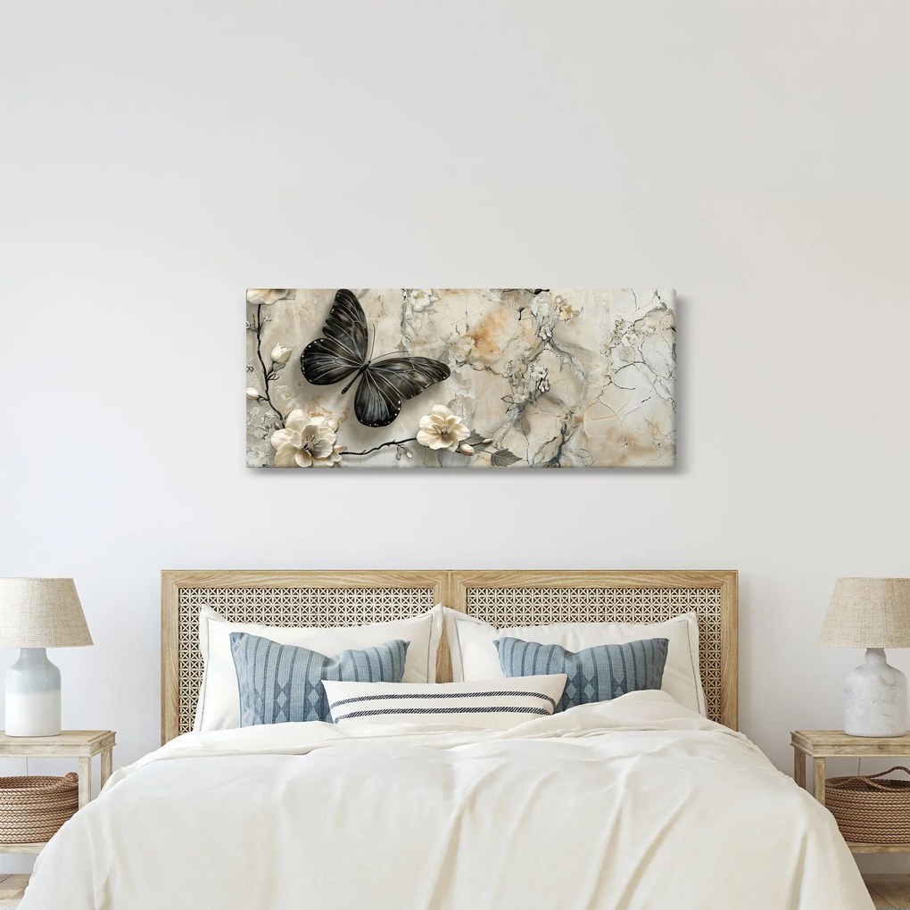 Obraz - Mramorové pozadie s motýľmi (120x50 cm)