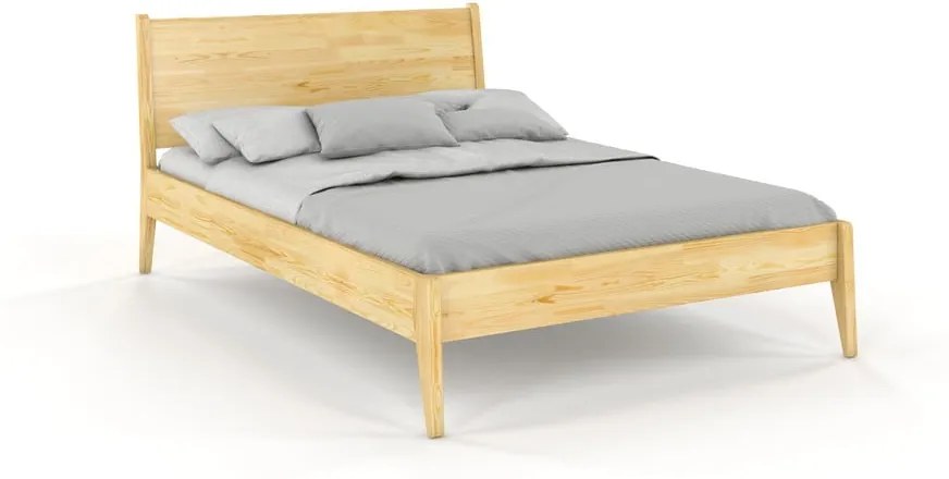 Dvojlôžková posteľ z borovicového dreva Skandica Visby Radom, 180 x 200 cm