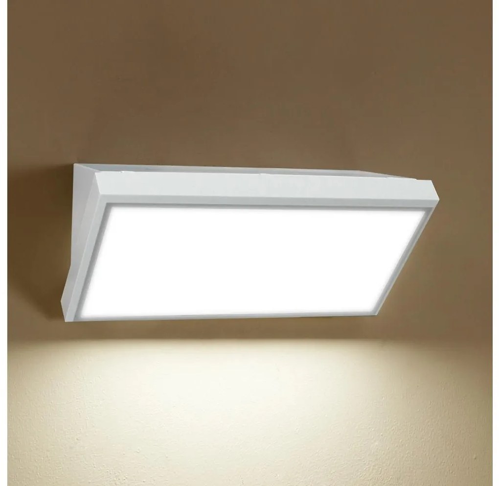 Brilagi-LED Vonkajšie nástenné sviet. so senzorom TRIANGLE LED/20W/230V biela IP65 BG1705