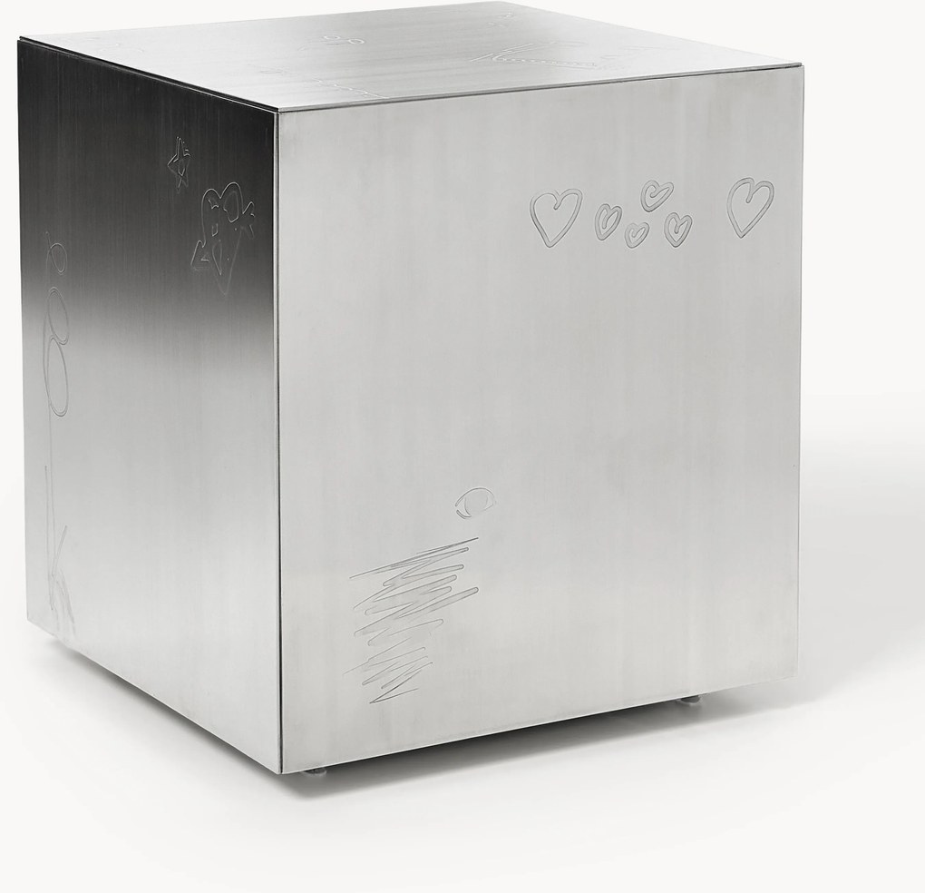 Westwing Crosby Studios, Kovový pomocný stolík Basse