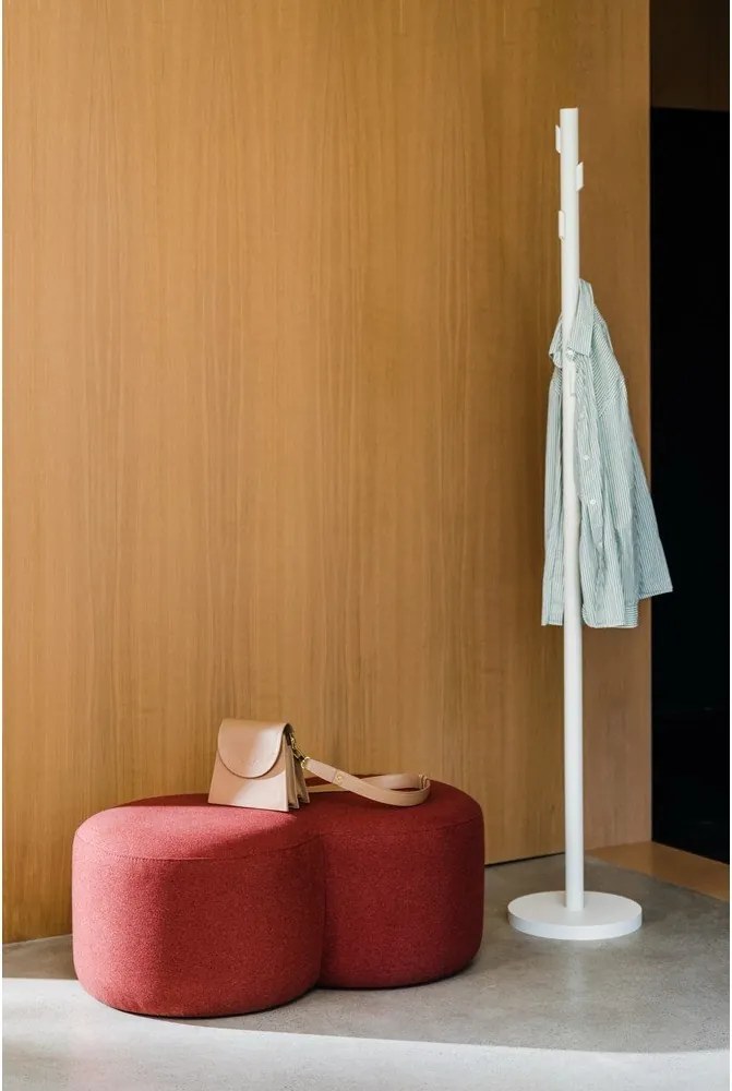 Béžový kovový vešiak ø 25x183 cm Yuko – noo.ma