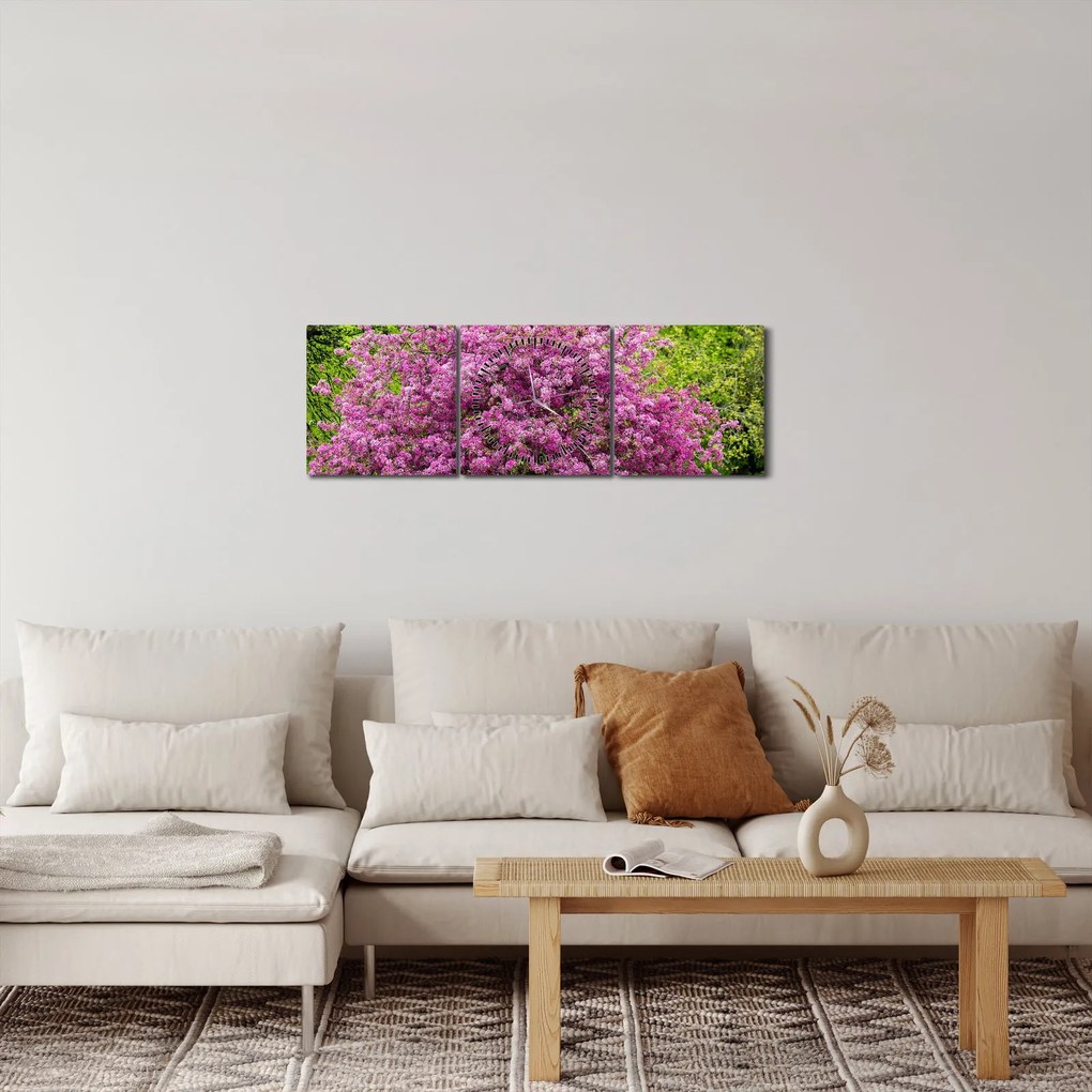 Obraz rozkvitnutého stromu na lúke (s hodinami) (90x30 cm)
