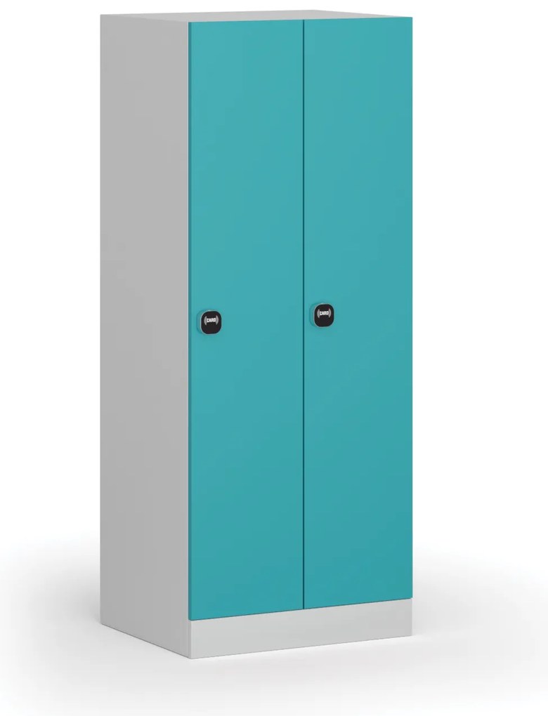 Šatníková skrinka S1 znížená, 2 oddiely, 1500 x 600 x 500 mm, zámok s čítačkou RFID kariet, zelené dvere