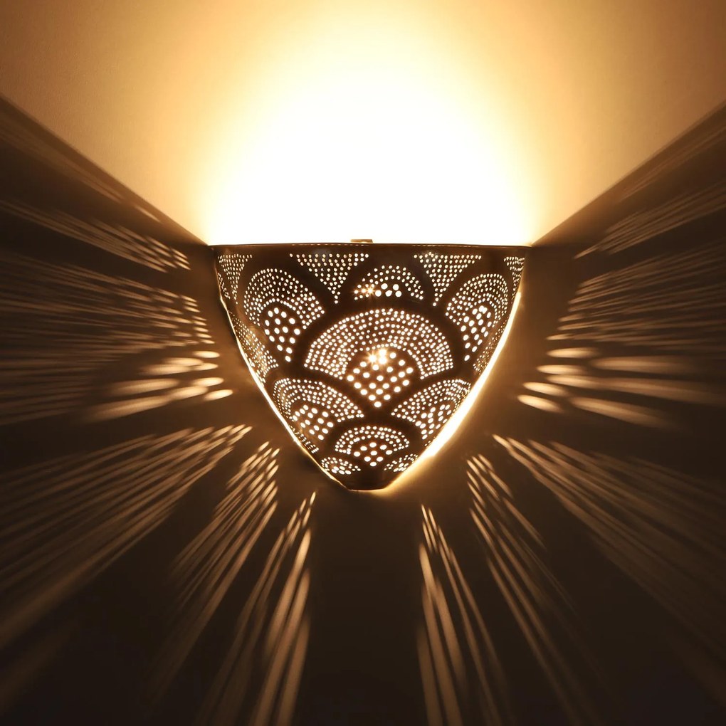 Orientálna strieborná nástenná lampa Kenan