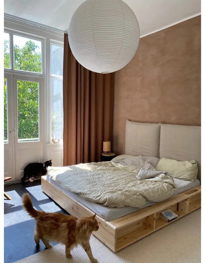 Dvojlôžková posteľ z borovicového dreva s roštom 140x200 cm Ziggy – Karup Design