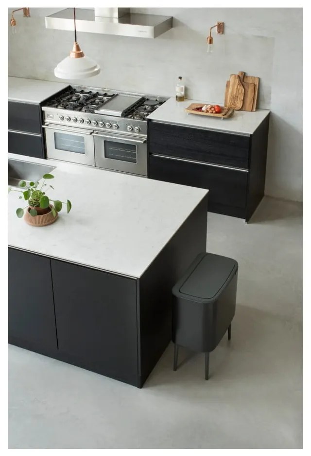 Matne čierny dotykový oceľový odpadkový kôš na triedený odpad 34 l Bo Touch Bin – Brabantia