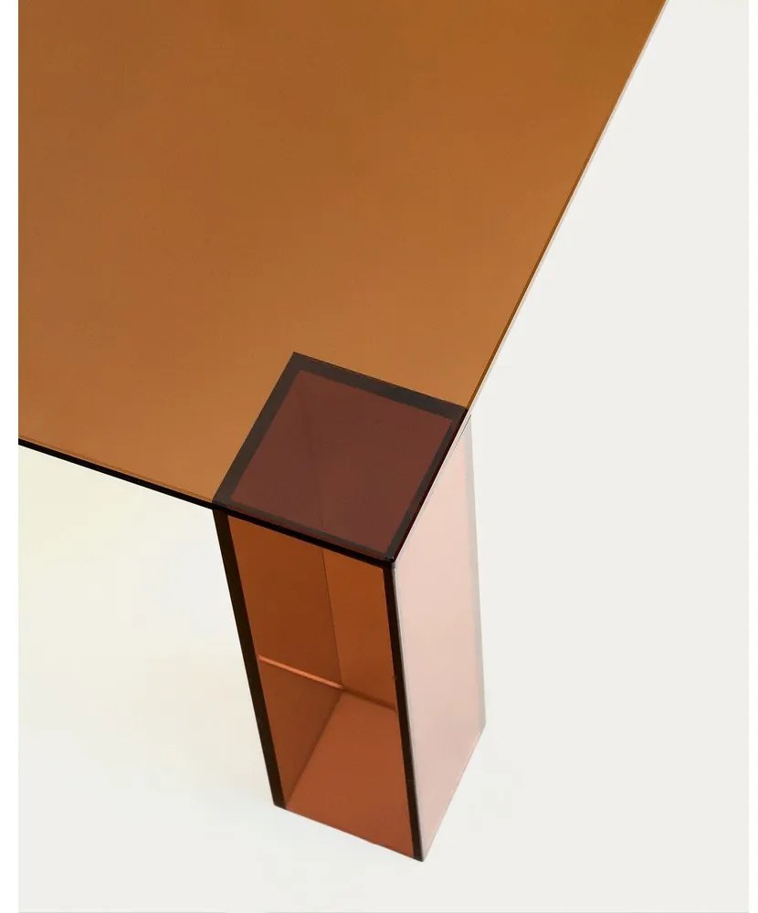 Hnedý sklenený konferenčný stolík 85x85 cm Adularia – Kave Home