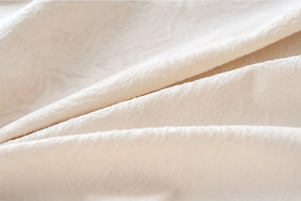 Zatemňovací záves DUNES VELVET 140x250 cm, krémová Zavesenie: Kovové krúžky