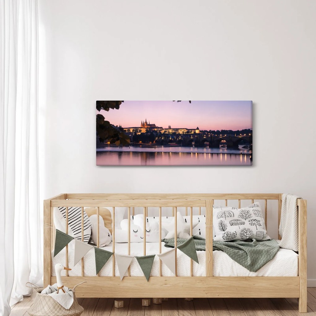 Obraz Pražského hradu a Vltavy (120x50 cm)