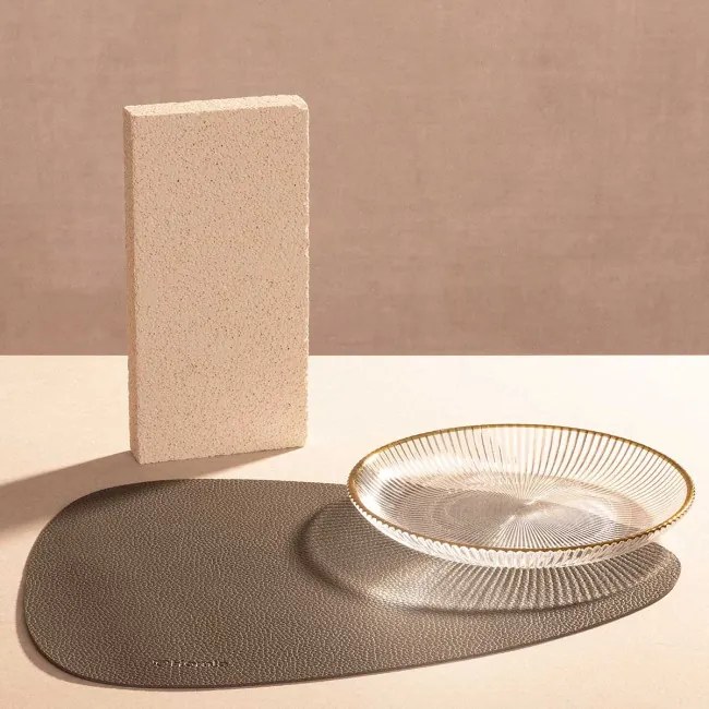 Podložka pod tanier FEMELO sivá SS22 982136