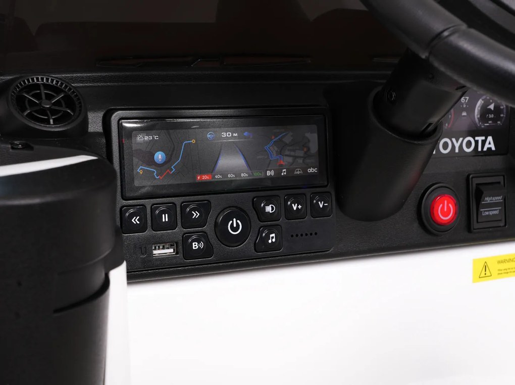 Ramiz Auto Toyota Land Cruiser PRADO biele
